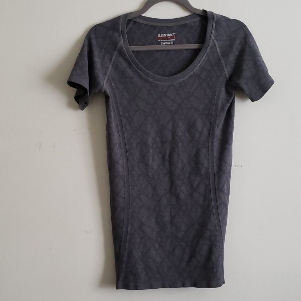 NWOT Ellen Tracy Active Shirt 